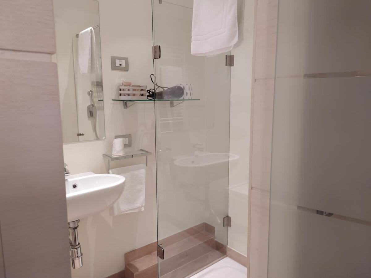 Hotel Molo73 Empoli Esterno foto