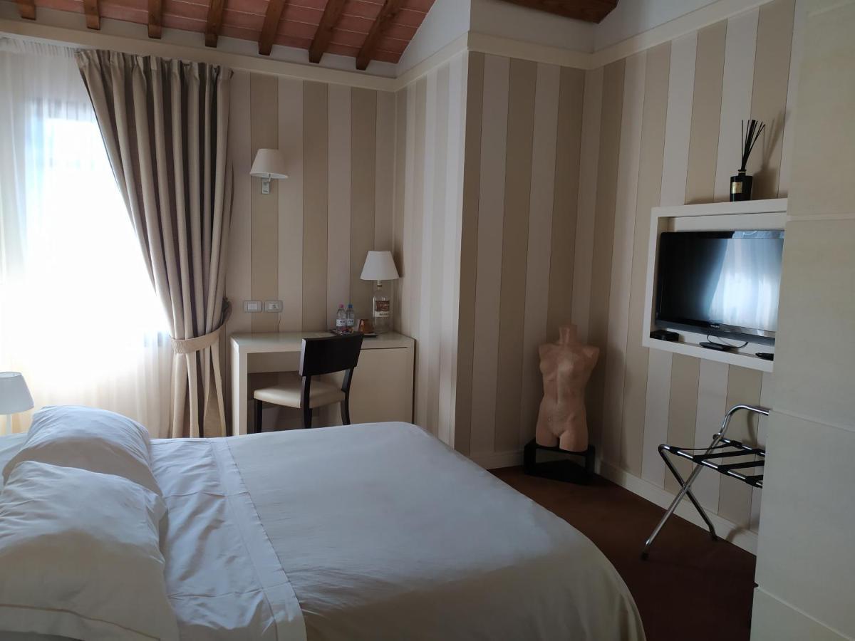Hotel Molo73 Empoli Esterno foto
