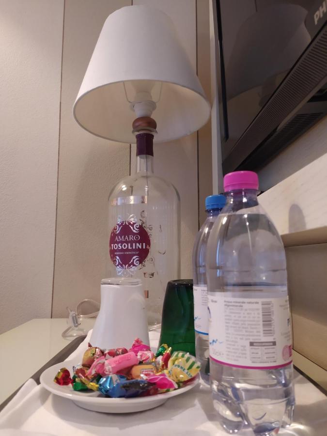 Hotel Molo73 Empoli Esterno foto